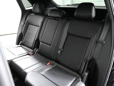 Certified 2023 Volkswagen Atlas Cross Sport SE w/ Black Wheel Package image 15