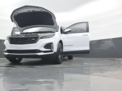 Used 2022 Chevrolet Equinox RS w/ RS Leather Package FWD image 40