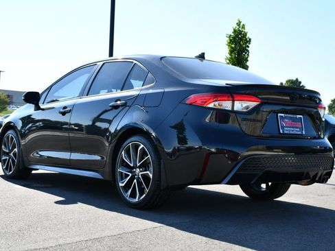 Used 2022 Toyota Corolla SE FWD image 5