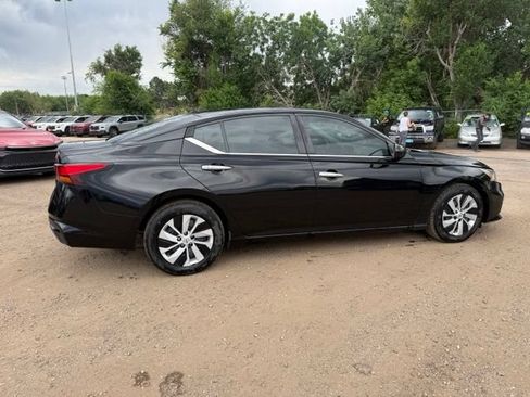 Used 2020 Nissan Altima 2.5 S FWD image 7