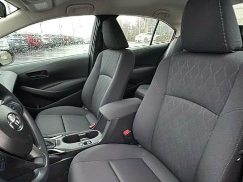Used 2024 Toyota Corolla LE image 28