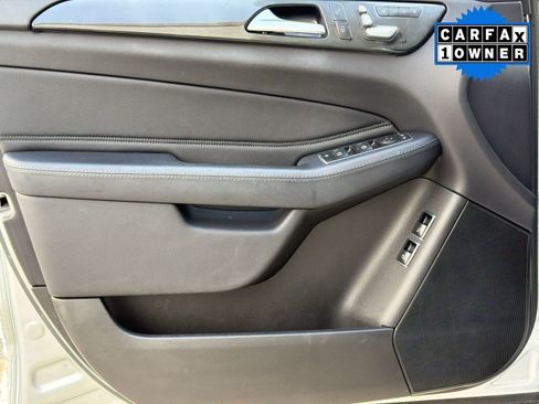 Used 2019 Mercedes-Benz GLS 450 4MATIC image 28