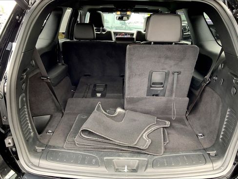 Used 2023 Dodge Durango GT image 33