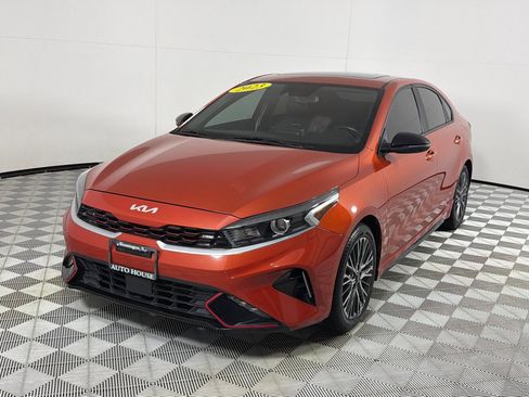 Used 2023 Kia Forte GT-Line w/ GT-Line Premium Package FWD image 10