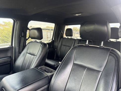Used 2019 Ford F150 Lariat w/ Equipment Group 502A Luxury AWD/4WD image 7