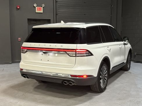Used 2023 Lincoln Aviator Reserve w/ Equipment Group 201A AWD/4WD image 4