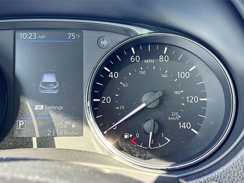 Used 2022 Nissan Rogue Sport SV image 12