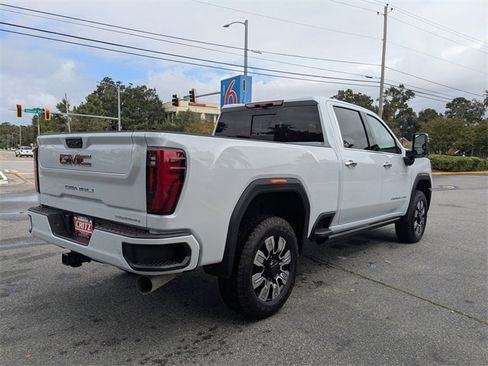 New 2026 GMC Sierra 2500 Denali w/ Denali Reserve Package image 5