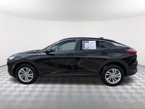 Used 2025 Buick Envista Preferred FWD image 8
