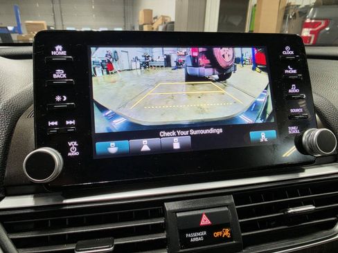 Used 2018 Honda Accord EX-L image 38