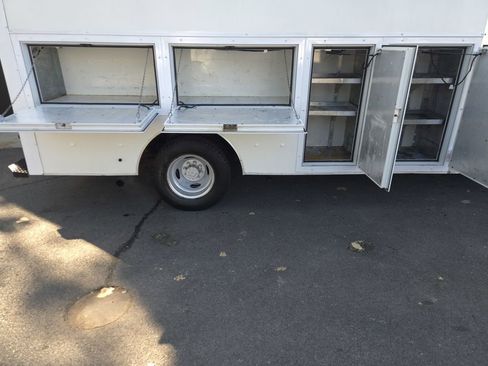 Used 2013 Ford E-350 and Econoline 350 Super Duty w/ PWR Locks & Windows Group image 8