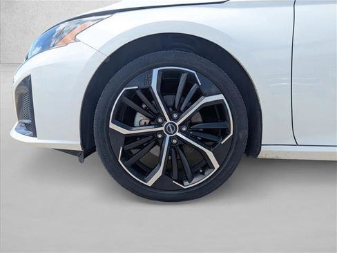 Used 2024 Nissan Altima 2.5 SR image 21