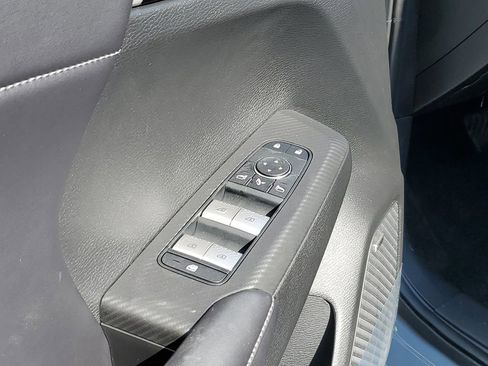 New 2026 Mitsubishi Outlander AWD image 16