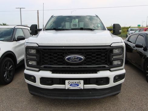 Used 2024 Ford F250 XL w/ STX Appearance Package AWD/4WD image 2
