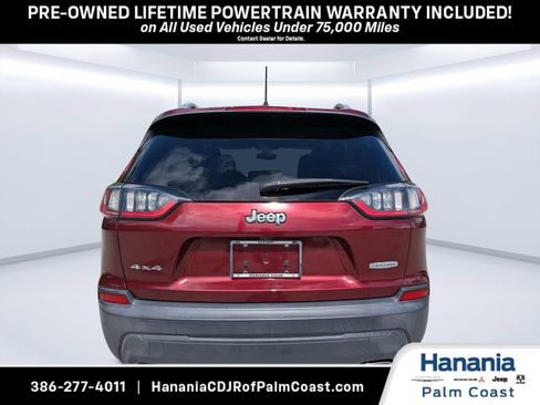 Used 2019 Jeep Cherokee Latitude Plus w/ Comfort/Convenience Group AWD/4WD image 4