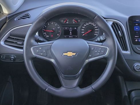 Used 2022 Chevrolet Malibu RS image 22