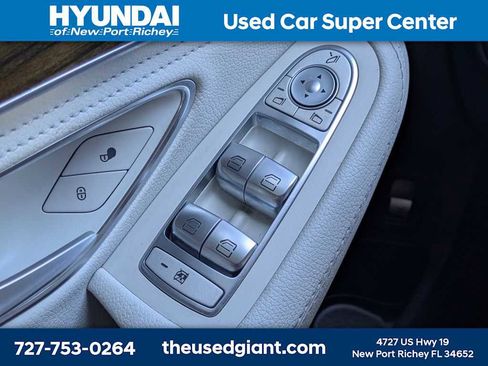 Used 2016 Mercedes-Benz C 300 4MATIC Sedan w/ Multimedia Package image 34