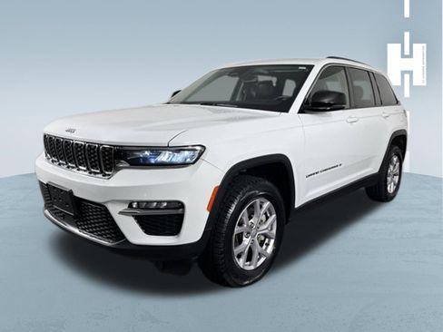 Used 2022 Jeep Grand Cherokee Limited AWD/4WD image 4