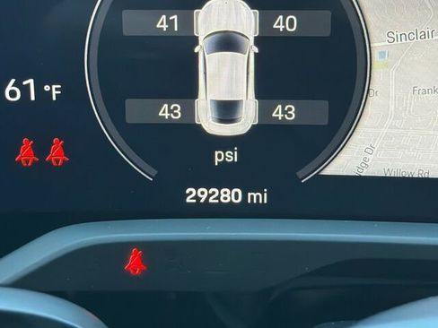 Used 2020 Porsche Taycan Turbo S image 32