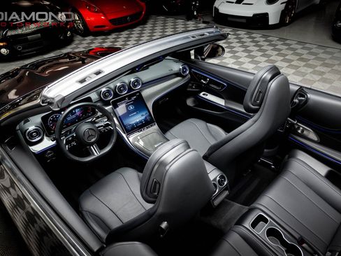 Used 2025 Mercedes-Benz CLE 300 4MATIC Cabriolet image 75