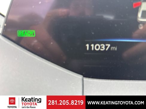 Used 2024 Toyota Prius Prime Premium w/ Advanced Technology Package FWD image 19