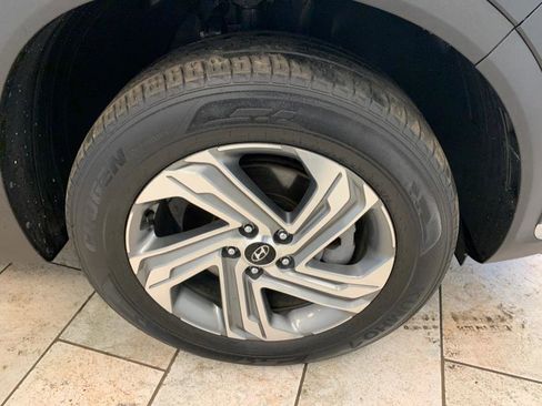 Used 2022 Hyundai Santa Fe SEL w/ Convenience + Premium Package image 9