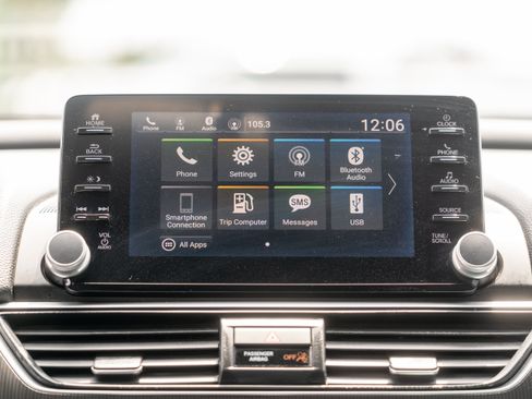 Used 2018 Honda Accord Sport image 26