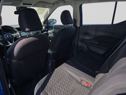 Used 2021 Nissan Kicks S FWD image 26