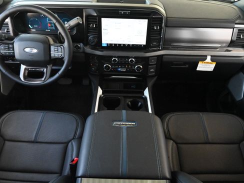 Used 2026 Ford F450 Platinum w/ FX4 Off-Road Package AWD/4WD image 20
