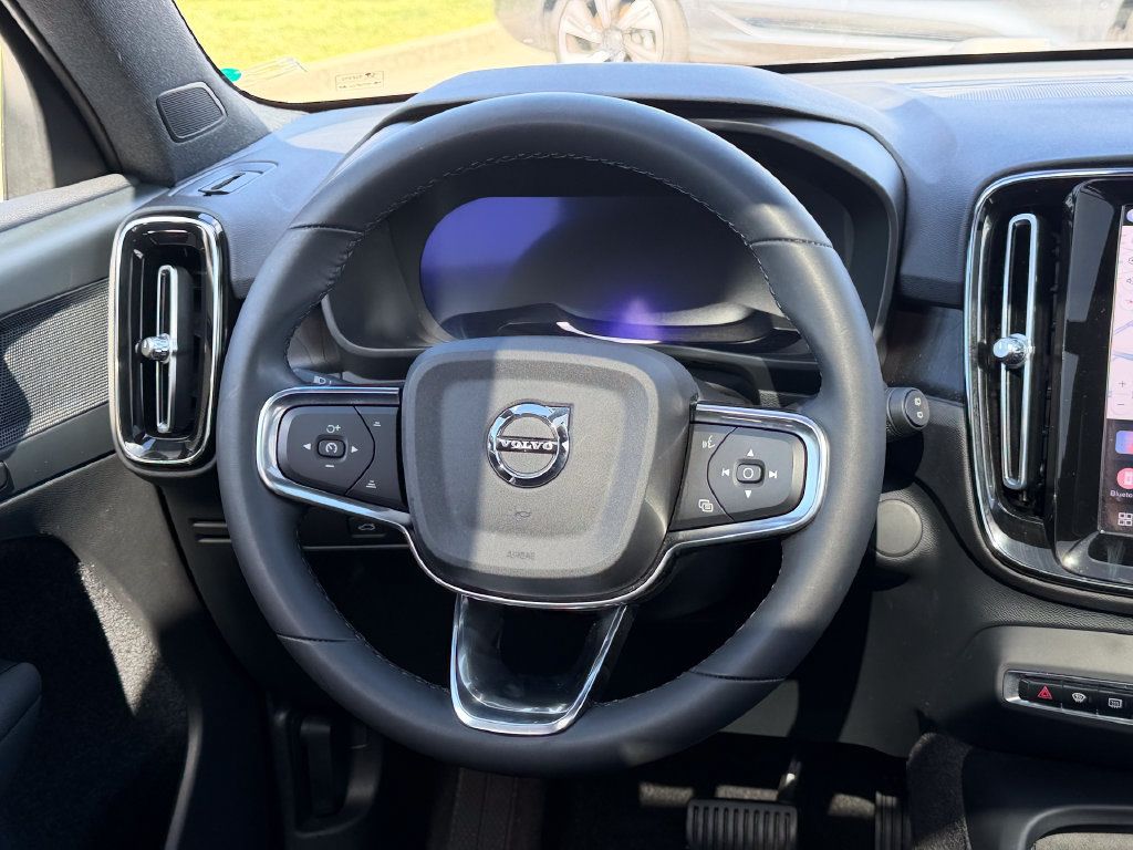 Certified 2023 Volvo XC40 Recharge Plus AWD/4WD image 23