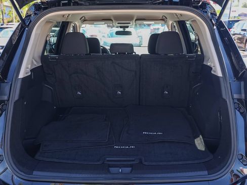 Used 2025 Nissan Rogue S AWD/4WD image 16