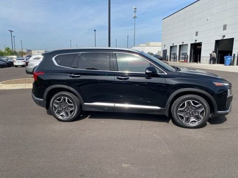 Used 2022 Hyundai Santa Fe Limited image 4