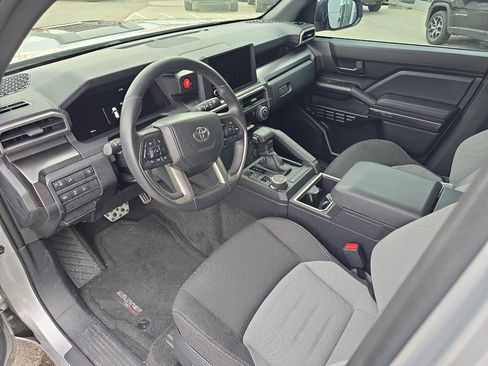 Used 2025 Toyota 4Runner TRD Sport image 9