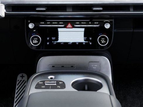 New 2026 Hyundai Ioniq 9 Calligraphy AWD/4WD image 16