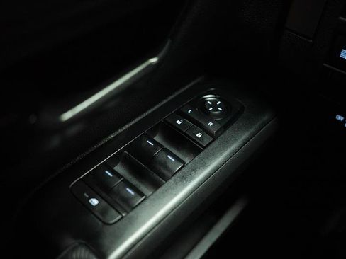 Used 2024 Toyota Tacoma SR5 AWD/4WD image 25