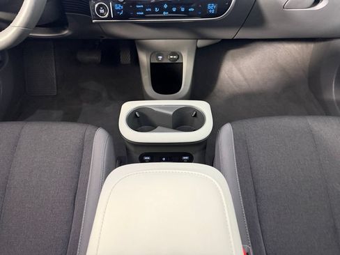 Used 2024 Hyundai Ioniq 5 SEL RWD image 16