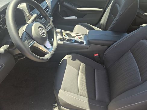 New 2026 Nissan Altima 2.5 SV w/ SV Special Edition Package FWD image 11