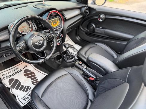 Used 2017 MINI Cooper Convertible image 11