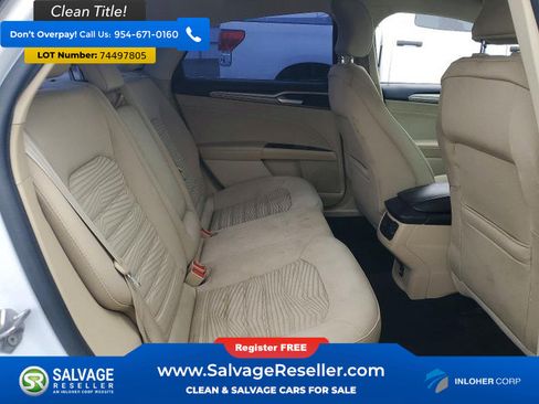 Used 2016 Ford Fusion SE FWD image 13