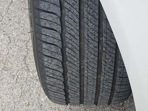 Used 2024 Honda Accord Touring image 10