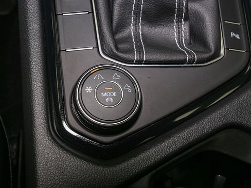 Used 2025 Volkswagen Taos SEL w/ Black Wheel Plus Package image 34