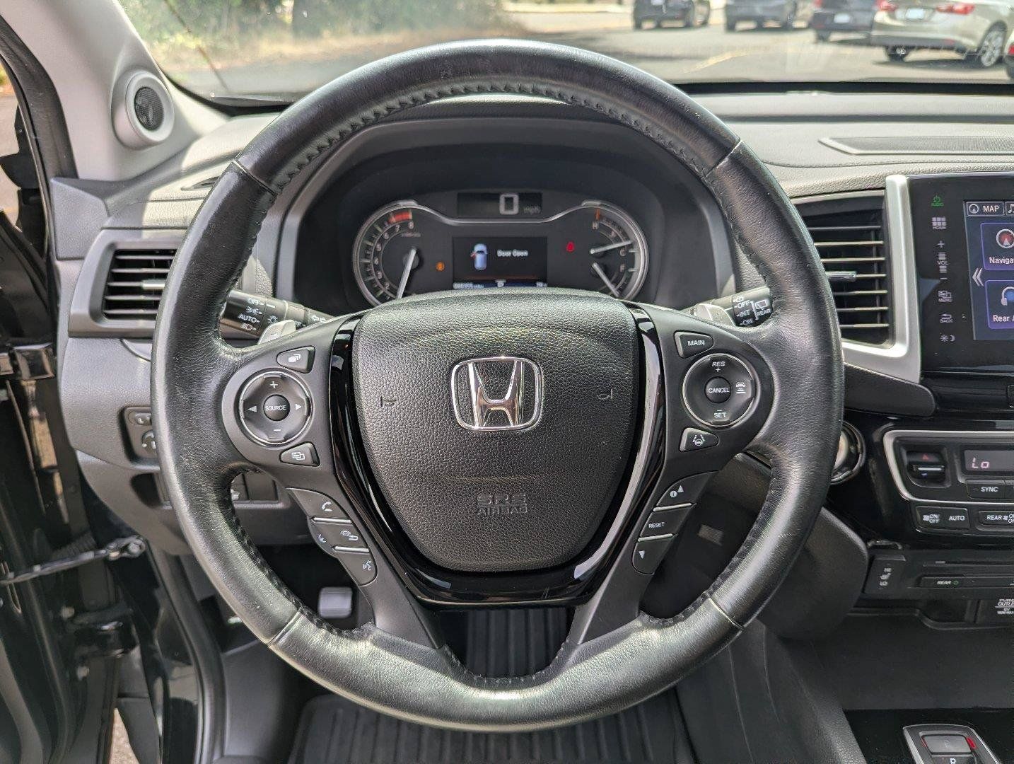 Used 2016 Honda Pilot Touring image 13