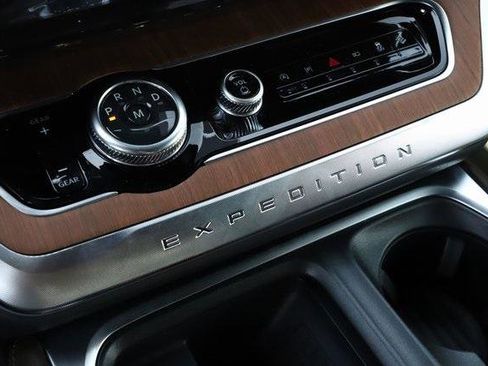 New 2025 Ford Expedition King Ranch image 38