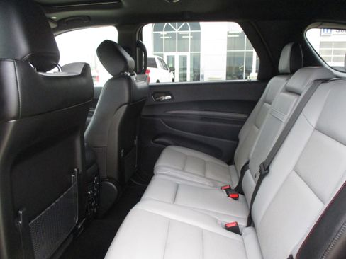 Used 2024 Dodge Durango GT image 41