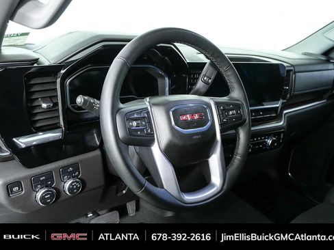 Used 2025 GMC Sierra 1500 Elevation AWD/4WD image 4