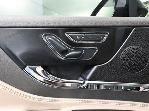 Used 2024 Lincoln Corsair AWD w/ Equipment Group 101A image 22