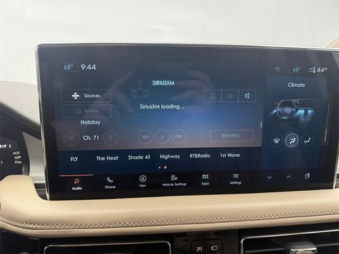 Used 2021 Lincoln Nautilus AWD w/ Equipment Group 101A image 17