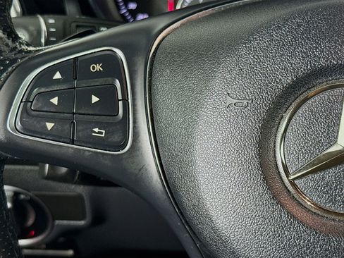 Used 2019 Mercedes-Benz GLA 250 4MATIC image 13