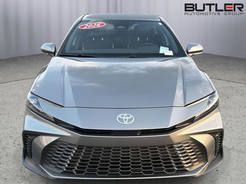 Used 2026 Toyota Camry SE w/ Convenience Package FWD image 9