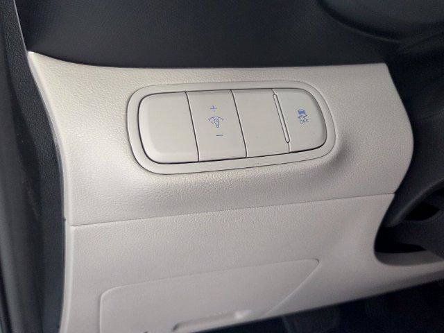 New 2026 Hyundai Venue SEL FWD image 27